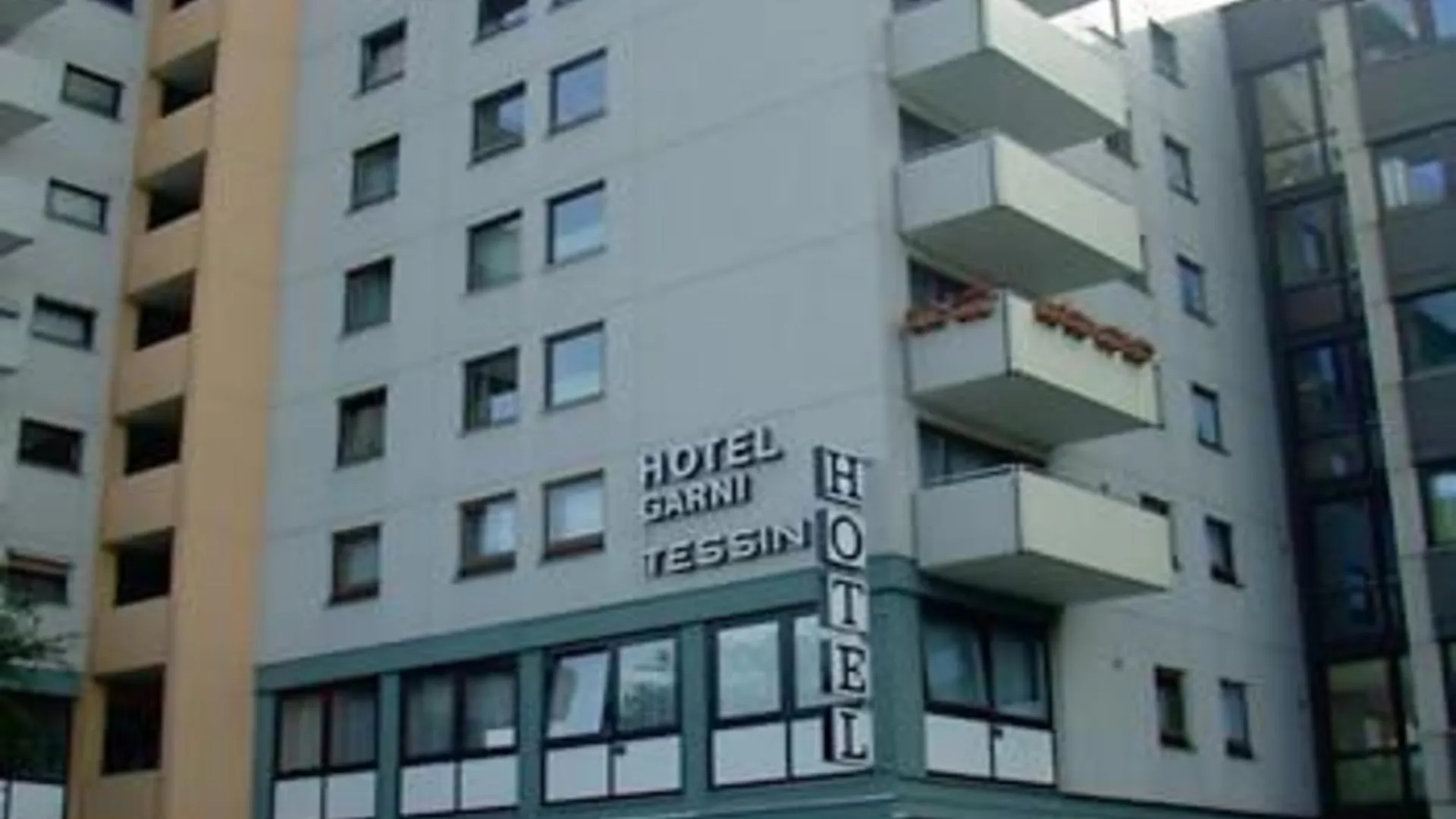 Business & Budget Hotel Tessin Munich